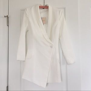NEW W TAGS MISGUIDED Blazer dress. Size 0, UK 4.